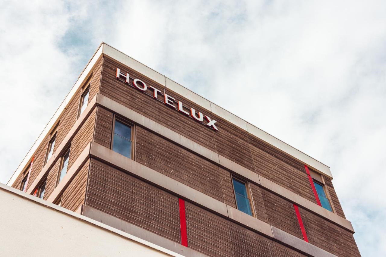 Hotelux Amsterdam Airport Hotel Hoofddorp Exterior foto